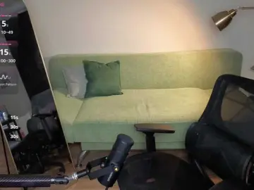 Victoria1  live sex cam