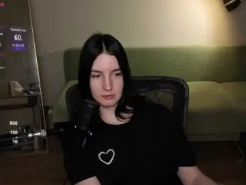 Victoria1  live sex cam