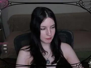 Victoria1  live sex cam