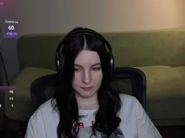 Victoria1  live sex cam