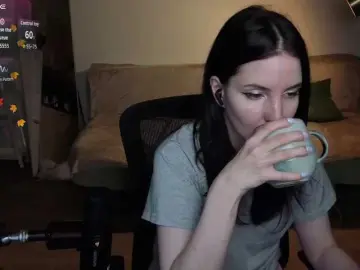 Victoria1  live sex cam