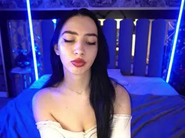 WildKittenX  live sex cam