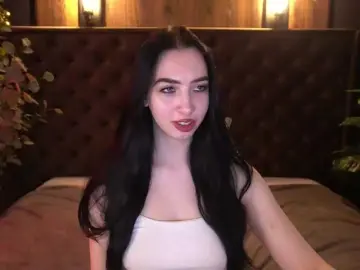 WildKittenX  live sex cam