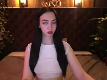 WildKittenX  live sex cam
