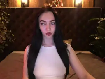 WildKittenX  live sex cam