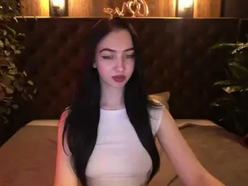 WildKittenX  live sex cam