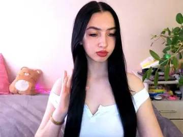 WildKittenX  live sex cam