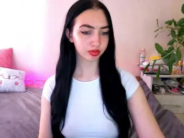WildKittenX  live sex cam