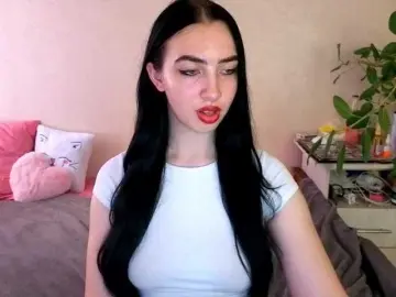 WildKittenX  live sex cam