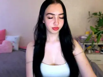WildKittenX  live sex cam