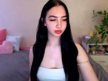 WildKittenX  live sex cam