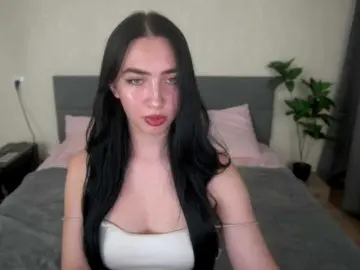 WildKittenX  live sex cam
