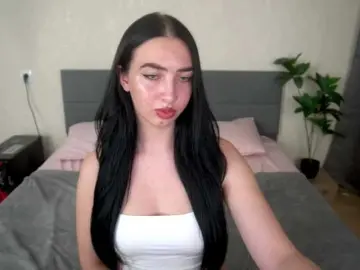 WildKittenX  live sex cam