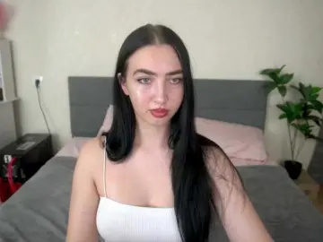 WildKittenX  live sex cam