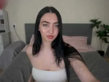 WildKittenX  live sex cam