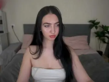 WildKittenX  live sex cam