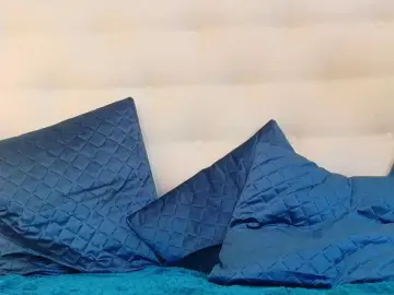 Karissia-x  live sex cam