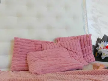 Karissia-x  live sex cam