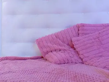 Karissia-x  live sex cam
