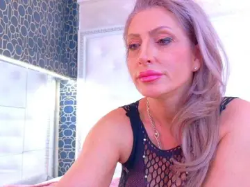 Karissia-x  live sex cam