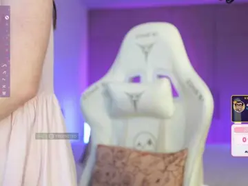 Lollipop-o  live sex cam