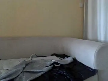 Busty-Bree  live sex cam