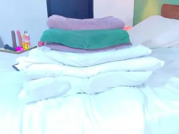 DANAABROWN  live sex cam