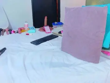 DANAABROWN  live sex cam