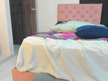 DannyOg17  live sex cam