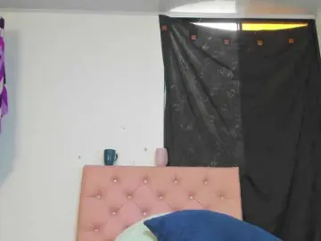 DannyOg17  live sex cam