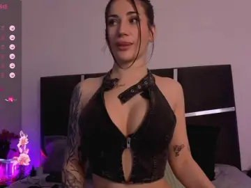 KimLuv  live sex cam