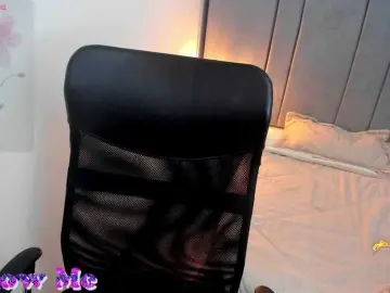 LauraHotties  live sex cam