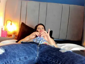 LauraHotties  live sex cam