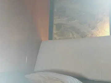 LittleHermes  live sex cam