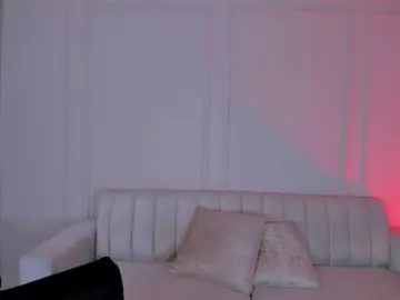 LoiseHarper  live sex cam