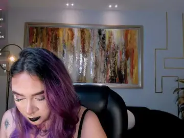 LoiseHarper  live sex cam