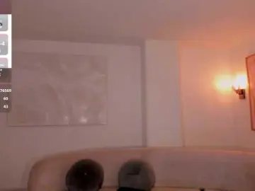 LoiseHarper  live sex cam