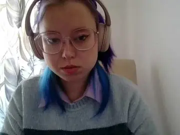 MaddieOrgasm  live sex cam