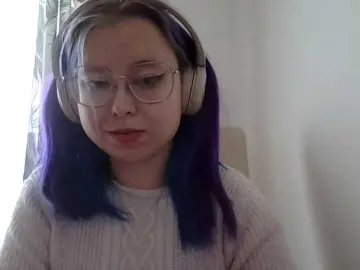 MaddieOrgasm  live sex cam