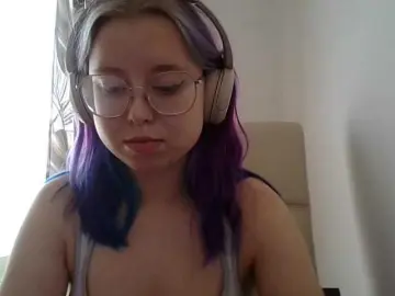 MaddieOrgasm  live sex cam