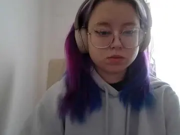 MaddieOrgasm  live sex cam
