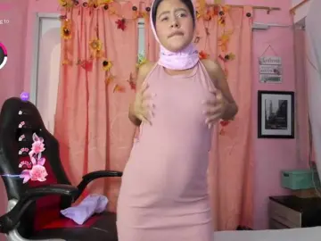 NaylaAbadi  live sex cam