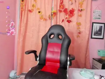 NaylaAbadi  live sex cam