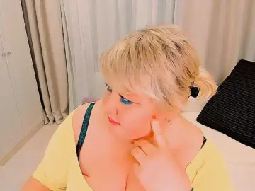 XBIGTITSXX  live sex cam
