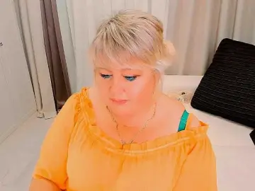XBIGTITSXX  live sex cam