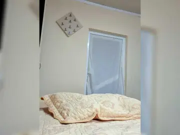 Alliahhot  live sex cam