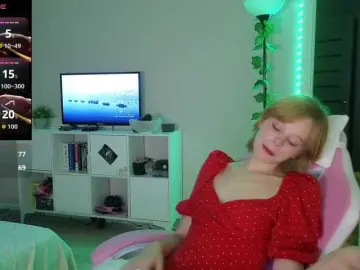 GingerSnapDoll  live sex cam