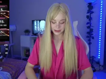 GingerSnapDoll  live sex cam