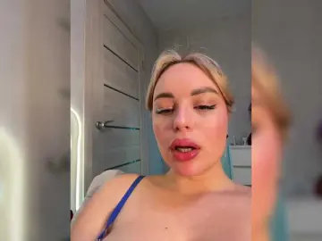 Mila-m  live sex cam