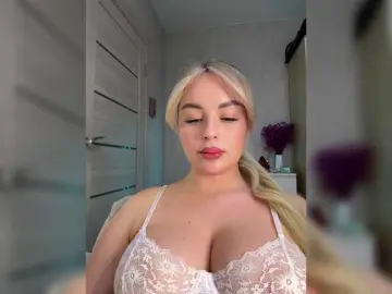 Mila-m  live sex cam